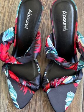Abound Floral Satin Knotted Heeled Mules Sandals Size 8